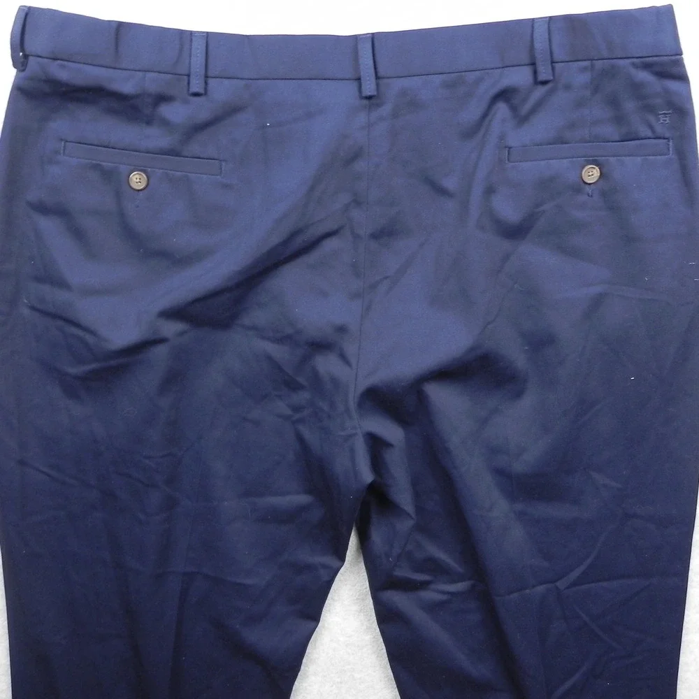 Haggar Khaki Pants Mens 42x30 Classic Fit Premium No Iron Navy Blue Stretch Flex